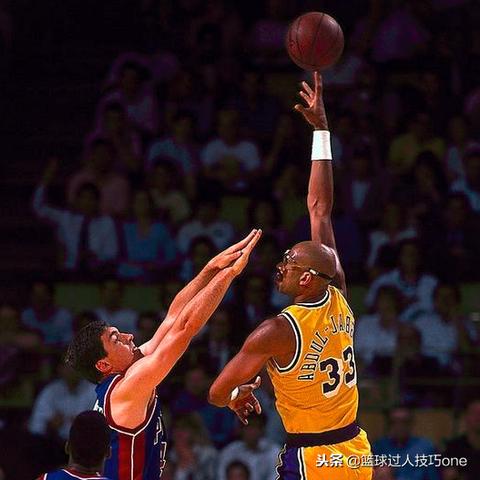 遮眼防守在NBA被禁了吗？真相与争议全解析