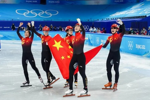 冰与火的征途，索契冬奥会中国队名单背后的荣耀与梦想