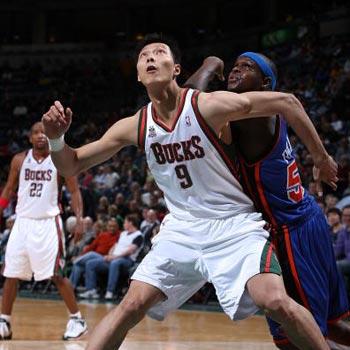 易建联NBA最强一战，29分之夜，中国德比的巅峰时刻