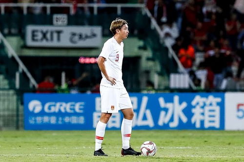男子足球是几号球？标准、历史与赛场上的隐形主角