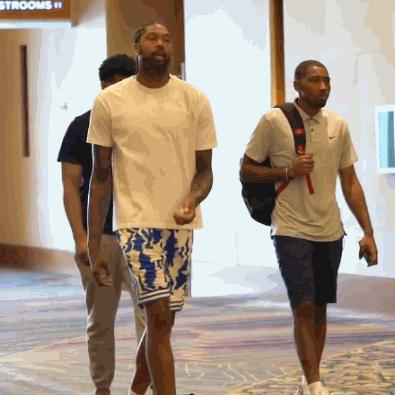 荣耀的传承，NBA16号球衣的传奇代表人物